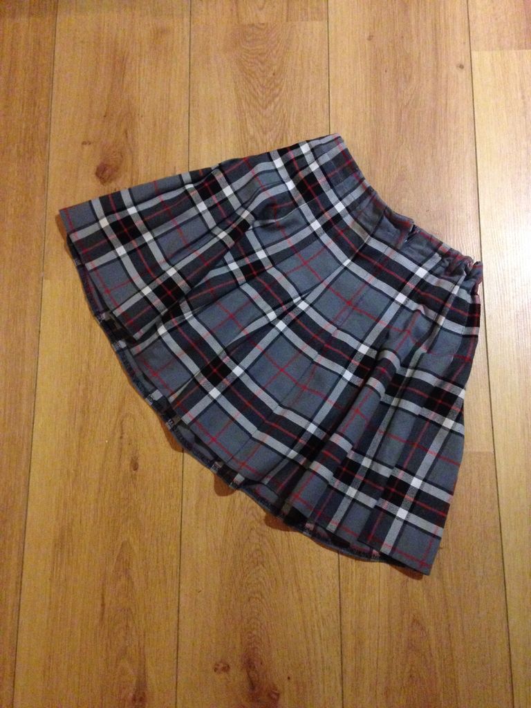 短裙子松紧带松了怎么改小妙招,裙子的松紧太紧了怎么变松