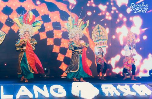 朵女郎时尚服饰,朵女郎新款