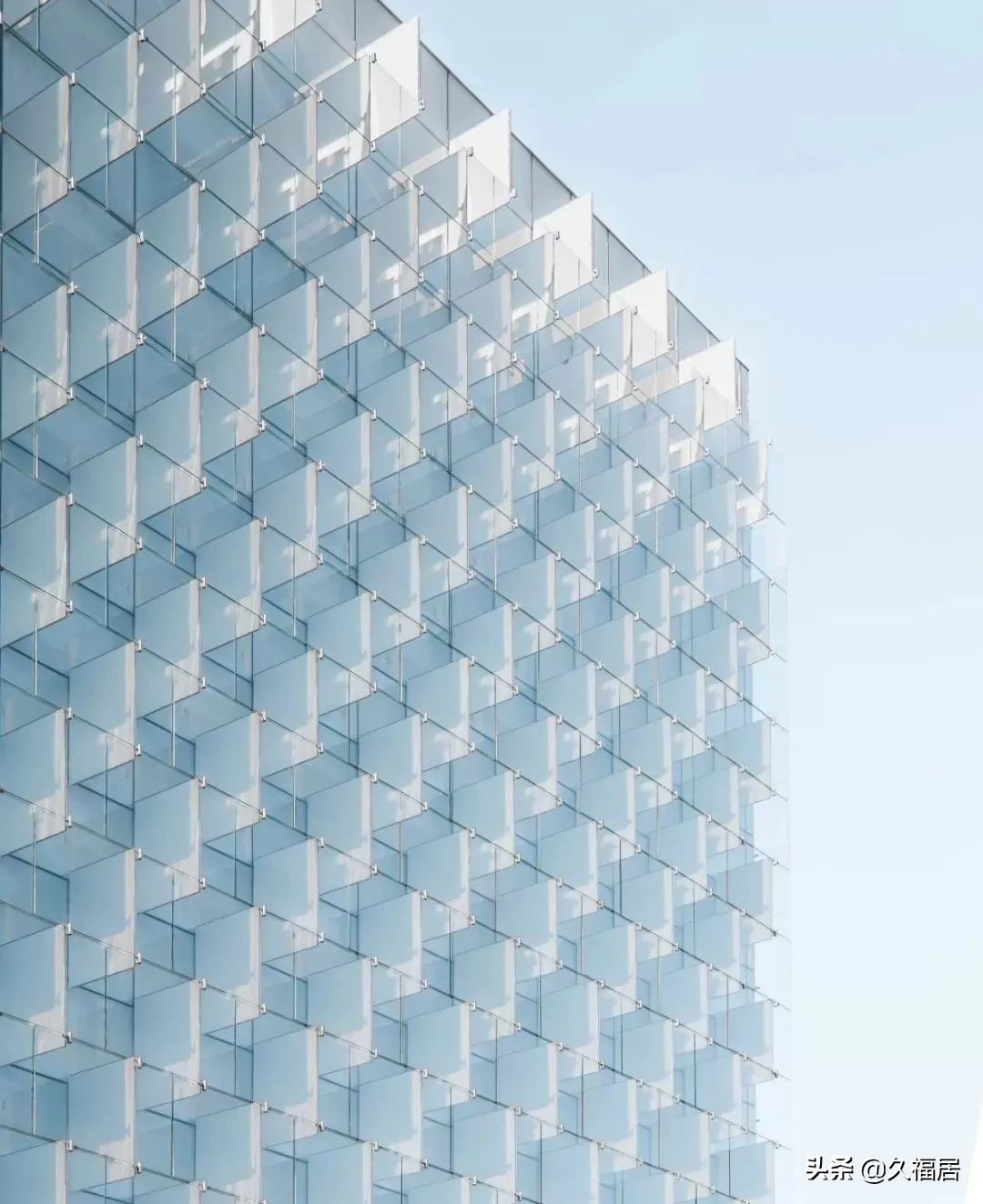 什么是超白玻璃,什么叫超白玻璃