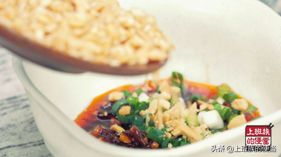 做豆腐脑用豆浆机怎么做,爱吃豆浆小豆腐