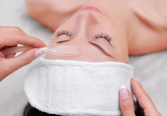 激光祛胎记后悔,脸上长斑激光去掉还会复发反弹吗