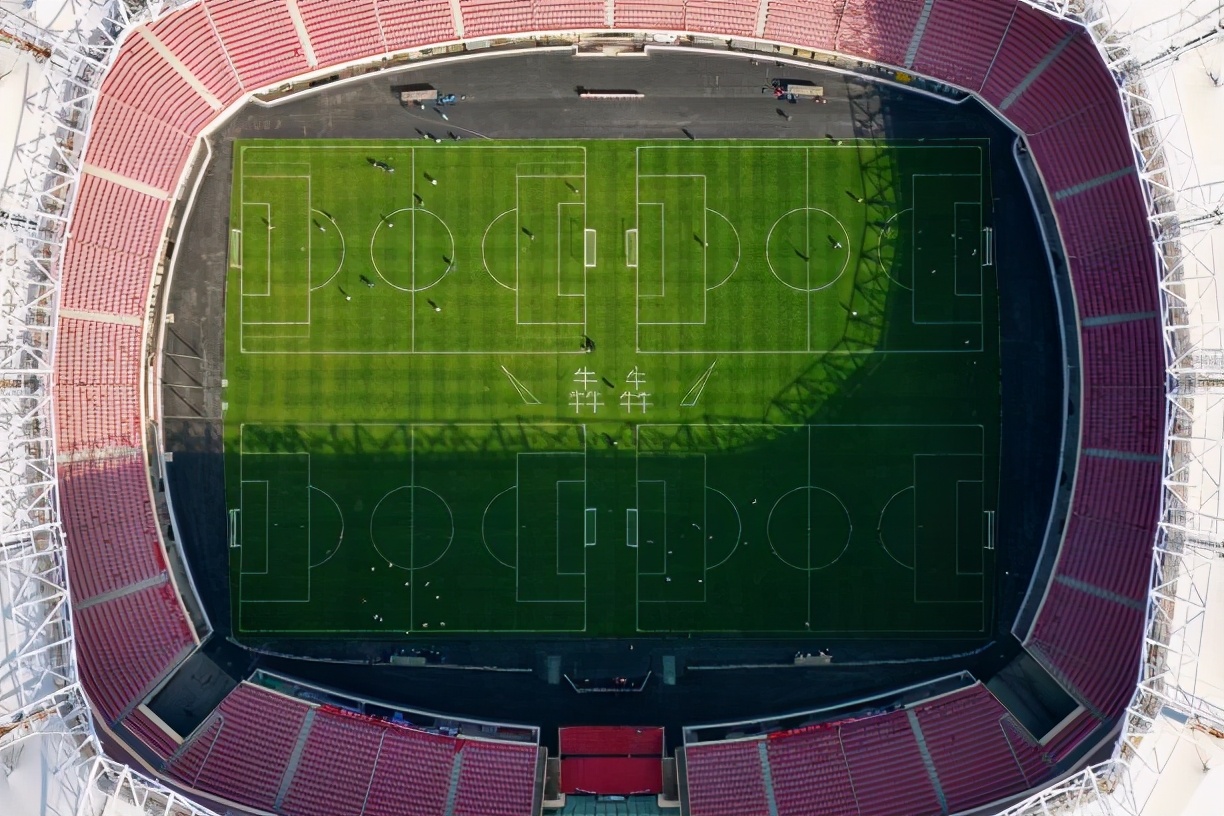 虹口足球场最新活动,虹口足球场开始搭建了吗