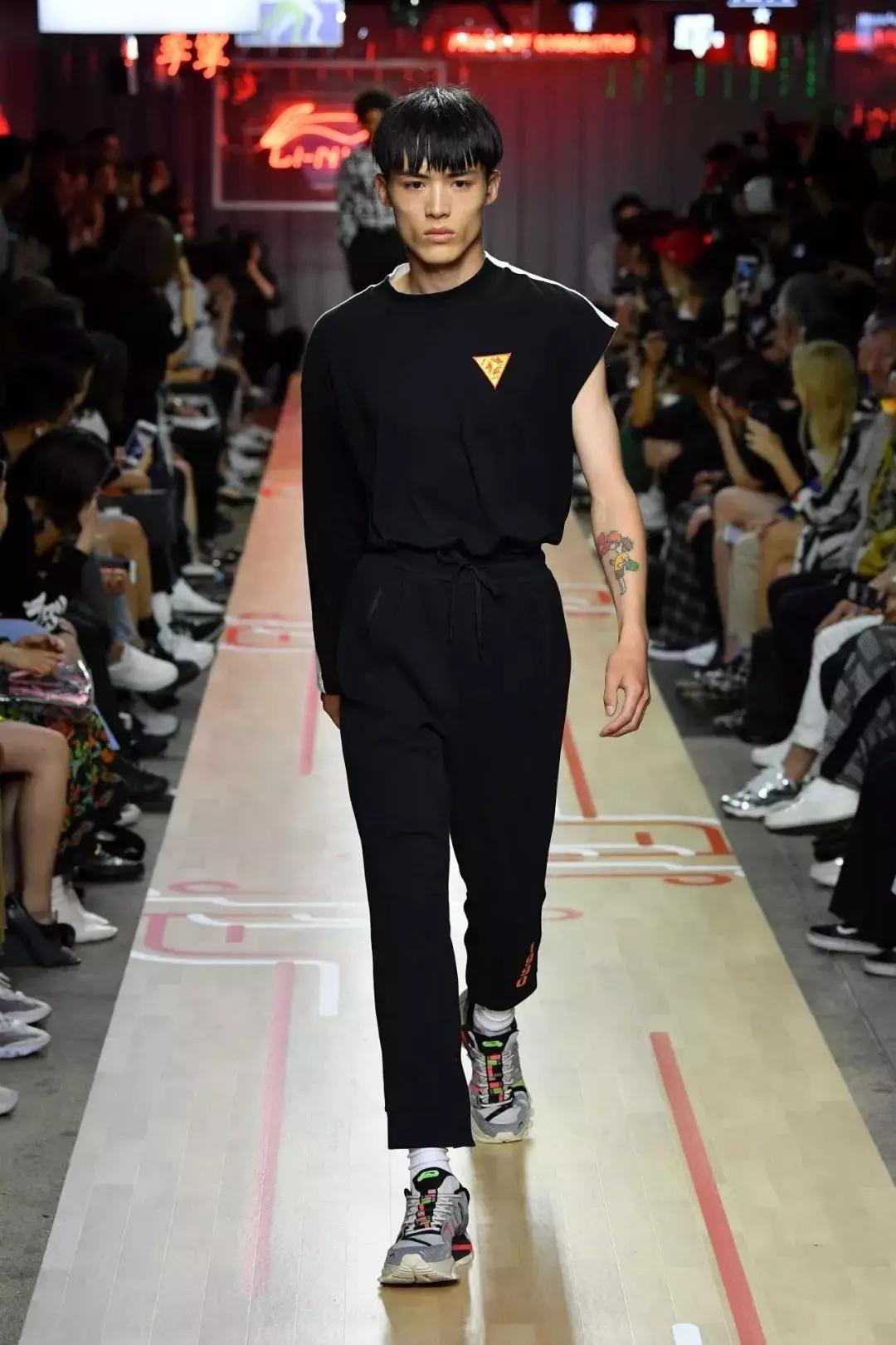 李宁logo换安踏,安踏logo和李宁logo