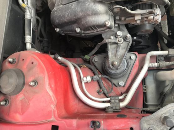 稀有跑车还带无边框车门，只要7万为何打入车市冷宫