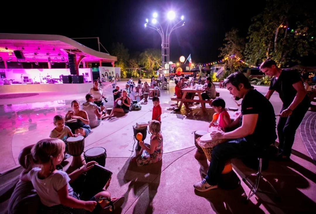 打卡亚洲新进最大水上乐园Bluetree嗨翻天