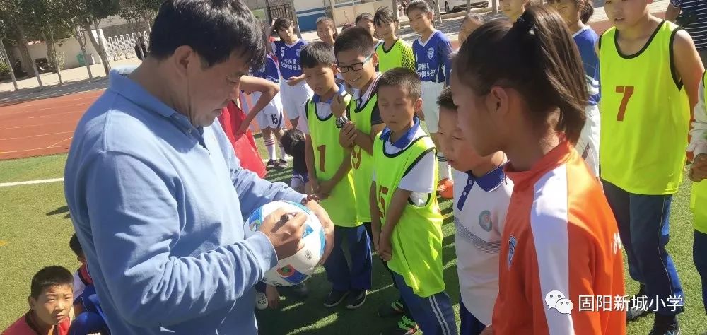 迟尚斌哪一年入选的国家足球队,迟尚斌教练团队