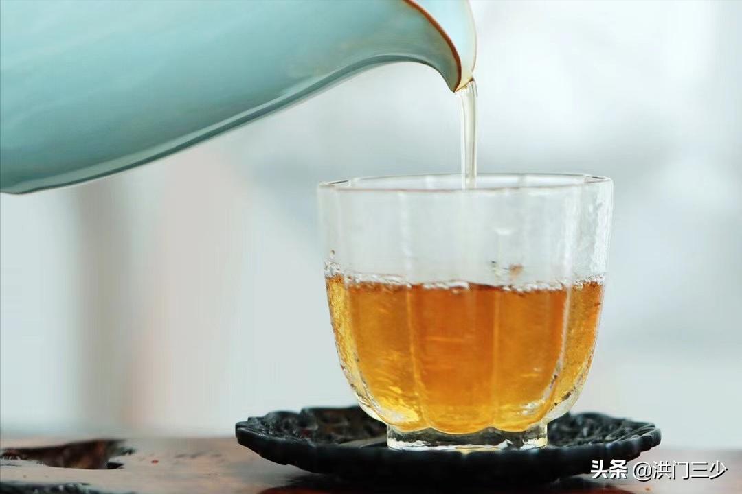 当别人瞧不起你的表现,对付瞧不起你的人的最好办法