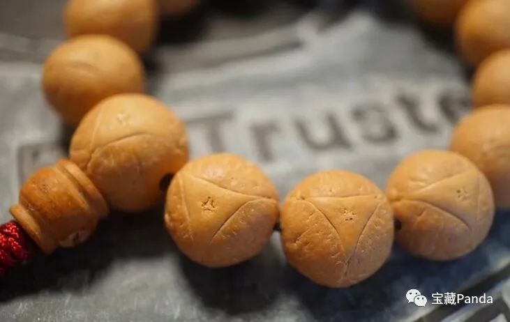 龙眼菩提四眼,龙眼菩提好还是凤眼好