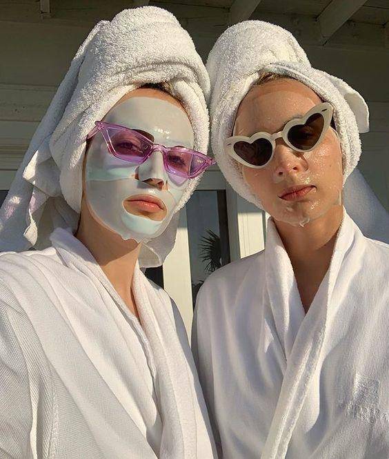 贴面膜有点小刺痛是缺水吗,脸部缺水贴面膜会刺痛是怎么回事