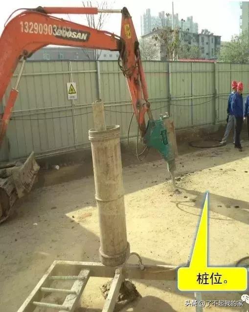 灌注桩钢筋笼卡住导管怎么办,打桩塌孔原因