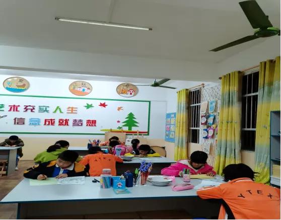 平乐源头二小视频,桂林平乐源头镇二小