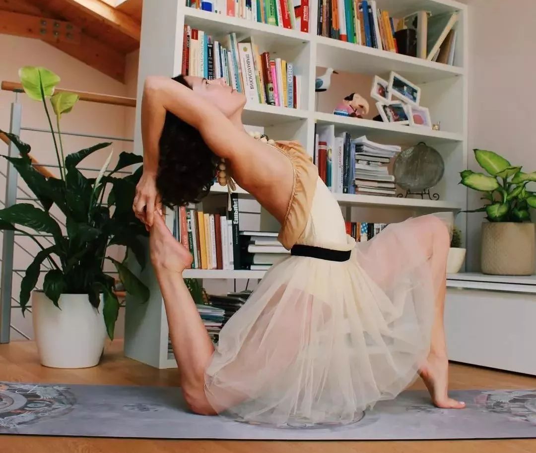 这几种症状说明你的肩颈堵了,讲肩颈问题要从哪些方面来讲