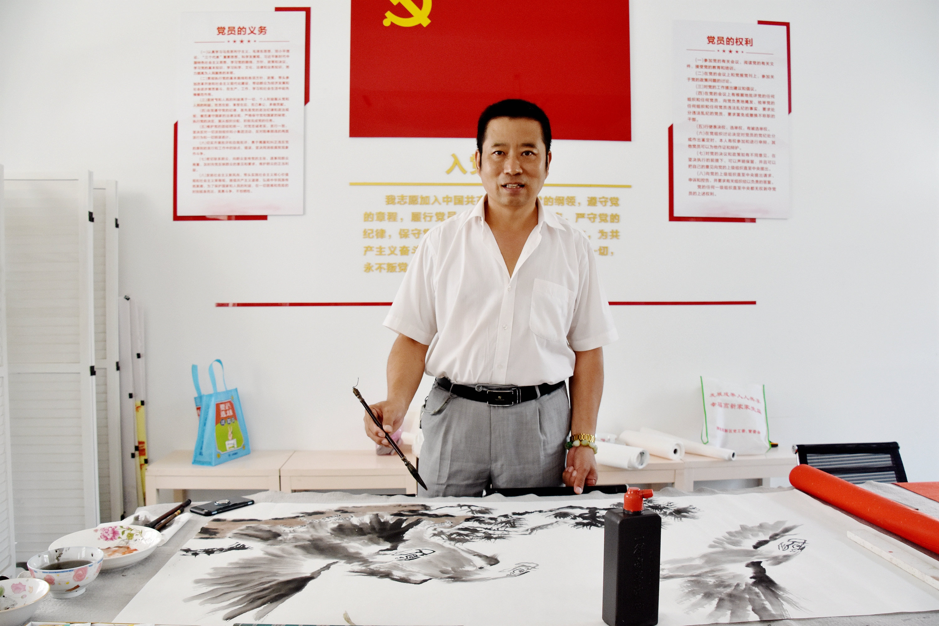 鸢飞社区福海花园小区举办庆祝建军94周年联谊会