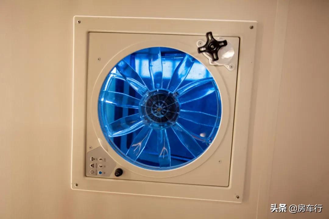 最新款小额头t型房车30万元,12款兼具颜值与性价比的房车