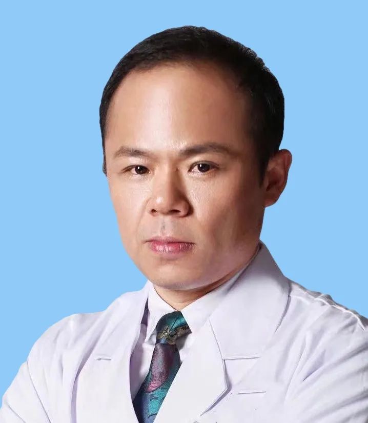 女星子宫大出血住院手术,一起聊聊破坏生殖狼王“子宫腺肌症”!