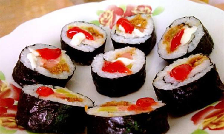 自制彩虹紫菜卷适合冬天,diy紫菜素卷制作步骤