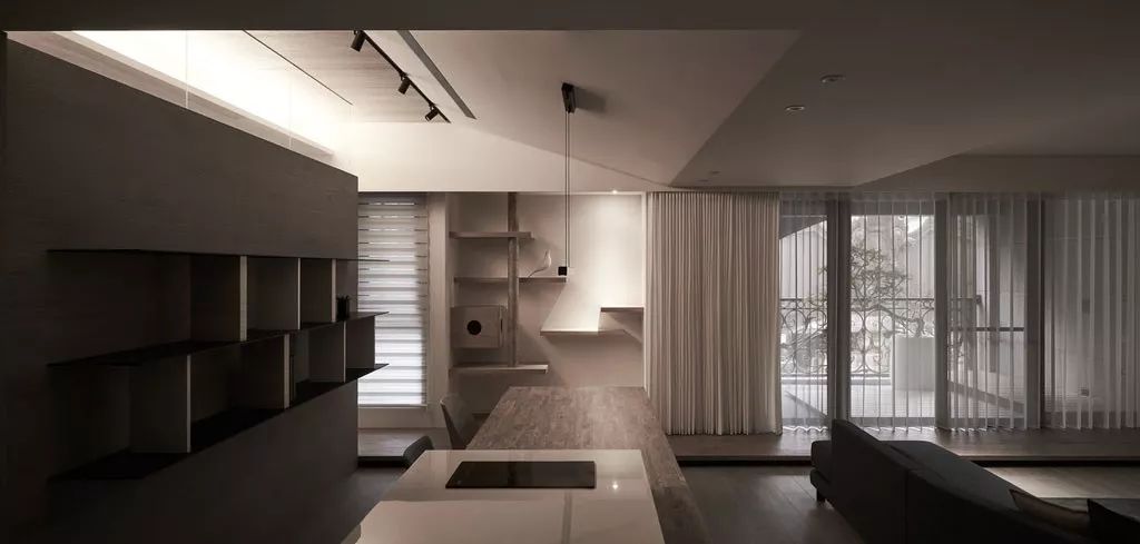 装修好的三室改两室变大客厅,户型改造二室改三室带阳台60平方