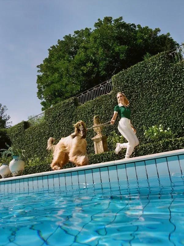 瑜伽服后面的球,瑜伽服后面蝴蝶结