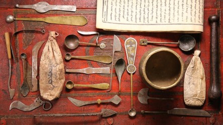 中医发展之路探析,中医药现代化之路