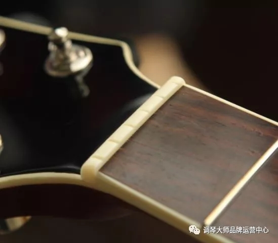 吉他琴颈调节杆坏了怎么调,吉他琴颈加固有什么用