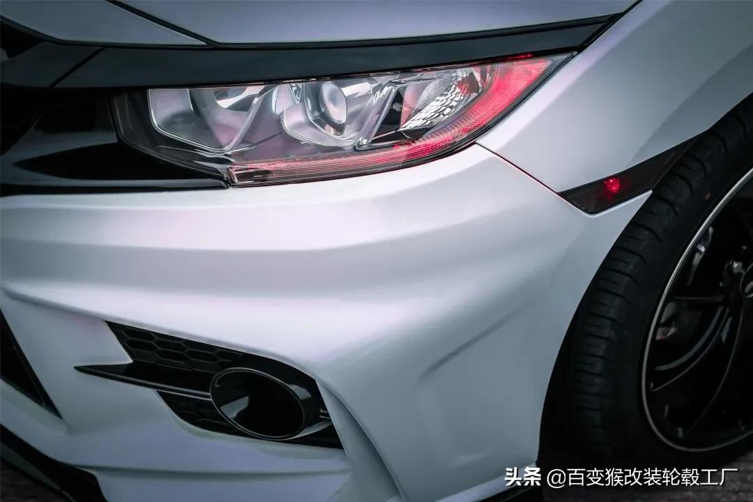 思域最新颜色改色,思域亮黑改色