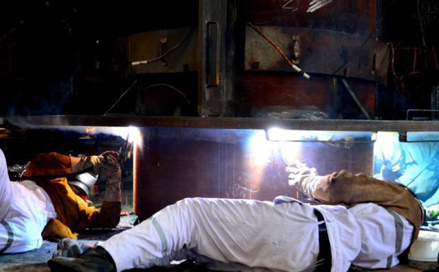 电焊晃眼后咋办现场焊工大师傅有妙招