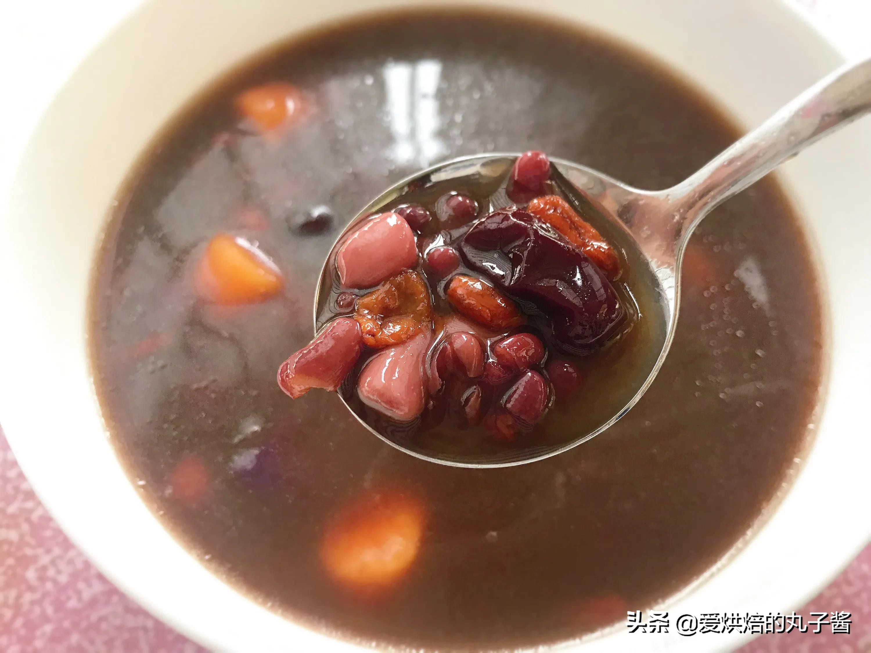 冬天给家人要多喝这碗汤驱寒暖胃,天气寒冷多喝这汤开胃下饭又营养