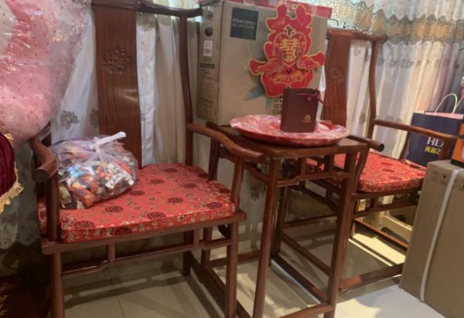 内衣不合身接亲被拒,内衣不合适拒绝迎亲