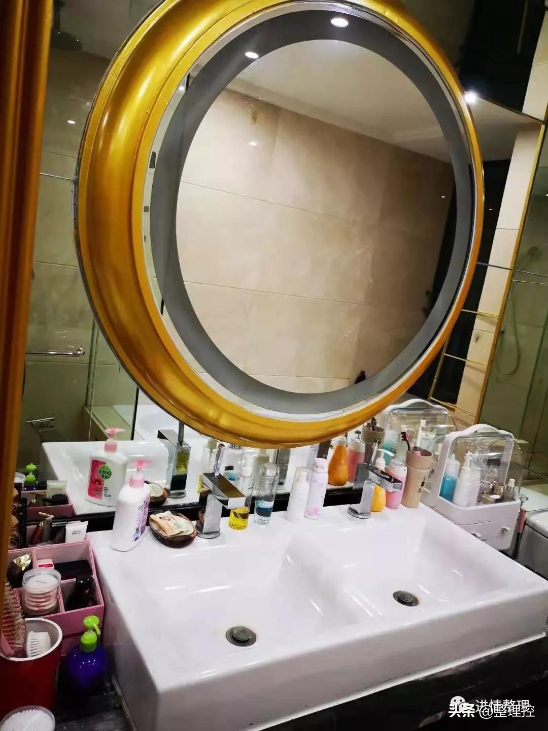 帽子围巾包包收纳方法,带帽子运动衣收纳法