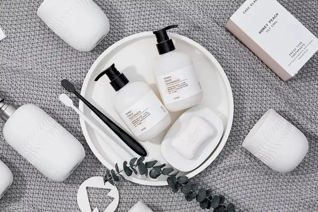 一张嘴臭牙齿就臭怎么办,一张嘴就口臭小妙招