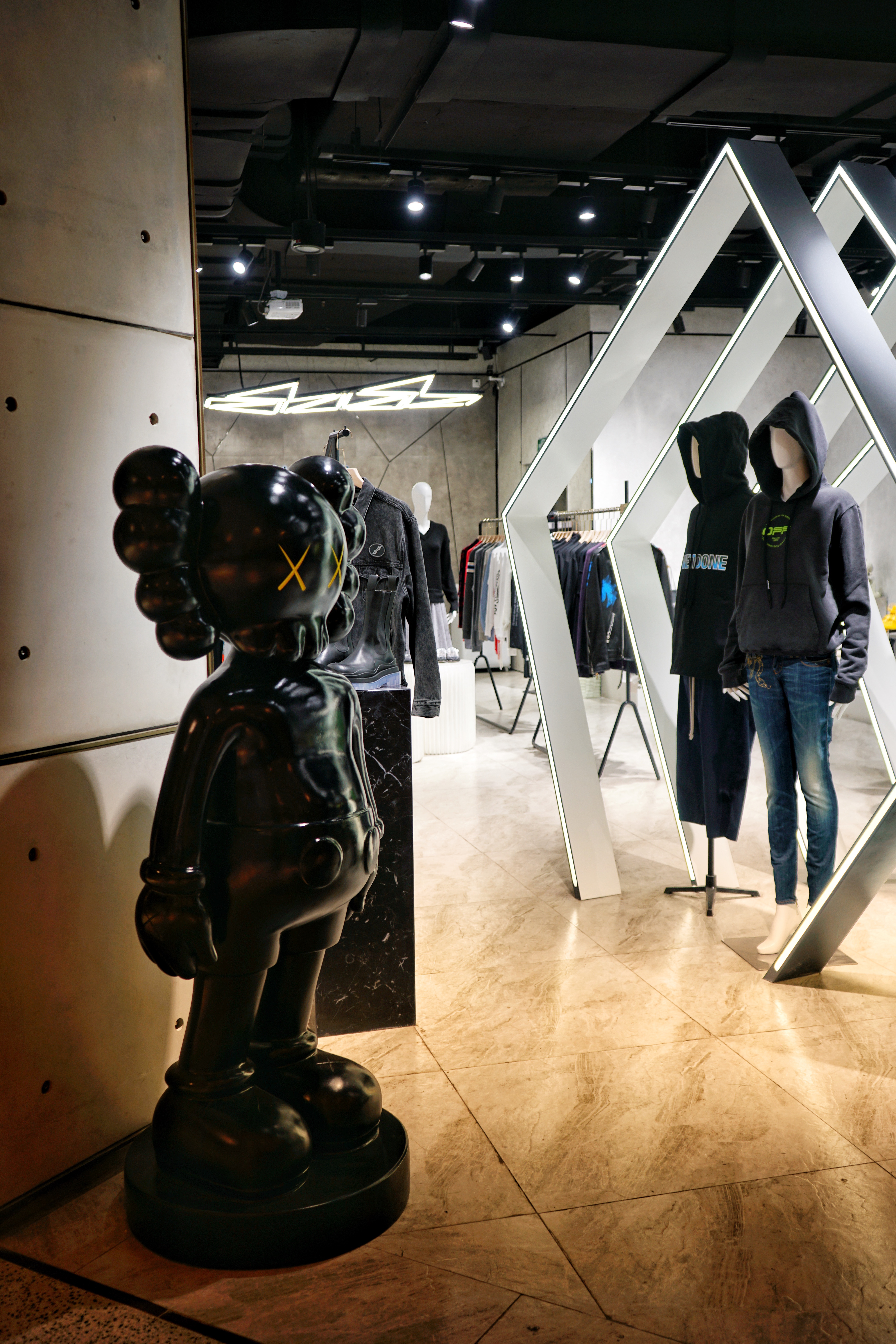 诚品生活苏州店办公室电话,苏州诚品生活有超市吗