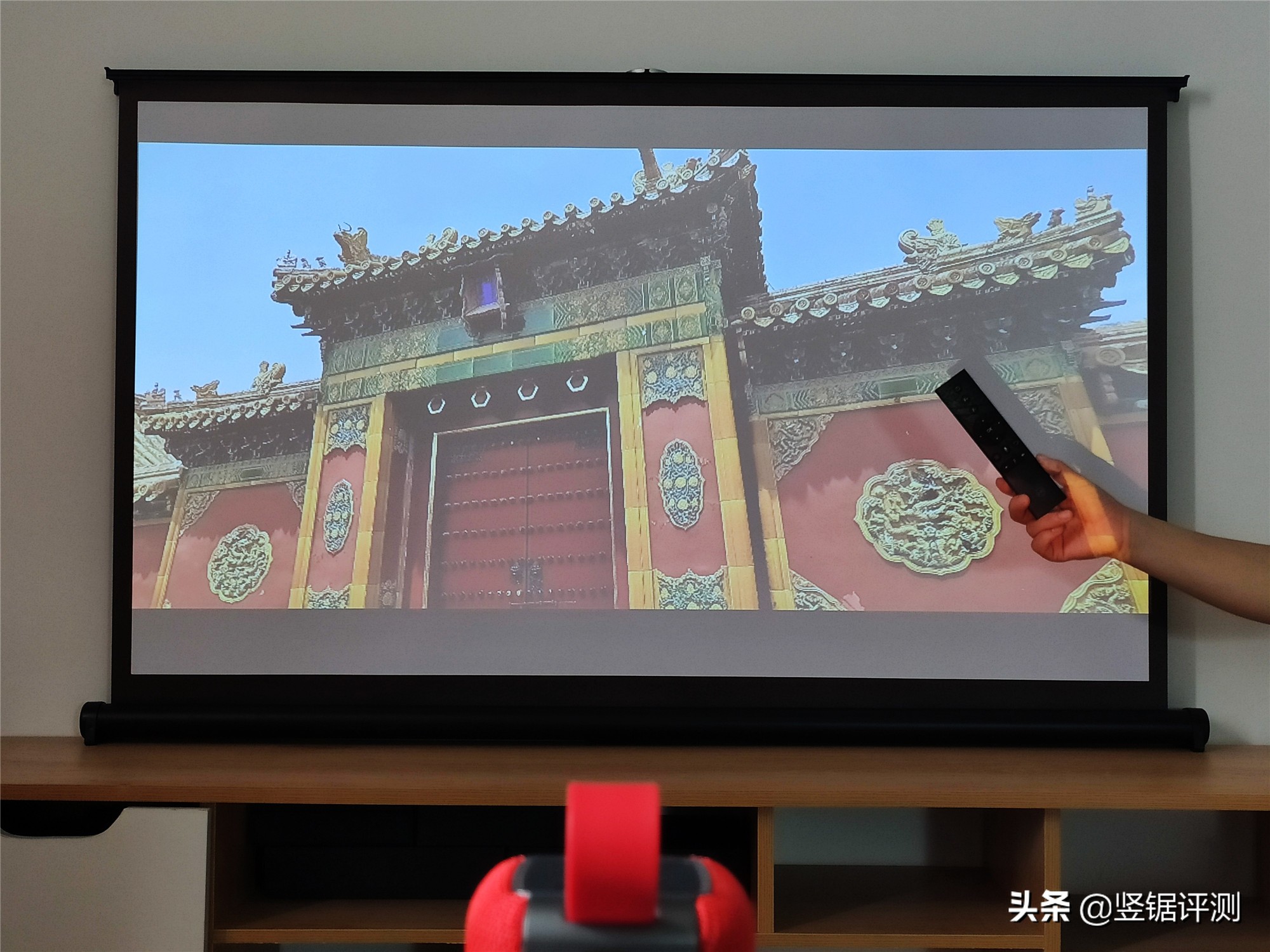 iphone适用投影仪,适配iphone的投影仪