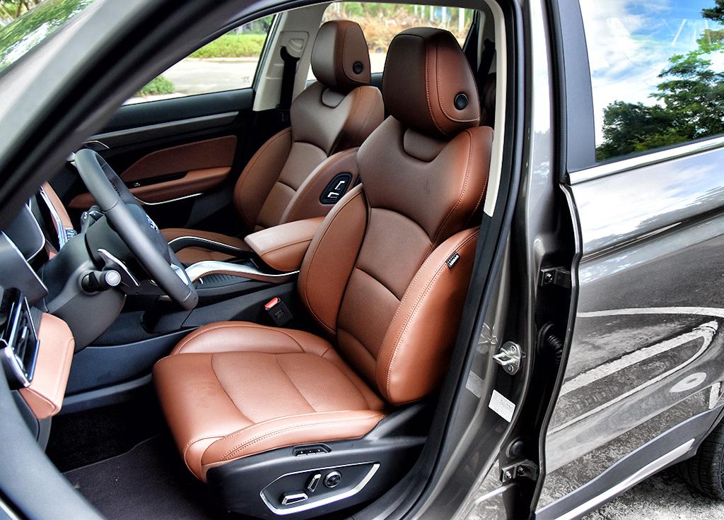 同级别杀伤力太强实拍吉利博越pro,吉利博越pro的爬坡能力