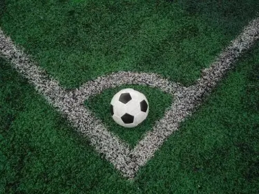 足球运动的好处注意事项,足球运动中的核心力量怎么练