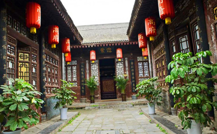 西安莲湖区20个旅游景点，3个是公园，其他17个历史底蕴丰厚