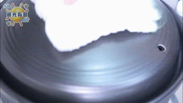 熬银耳羹需要什么样的银耳,煮银耳羹怎么才能让它粘稠