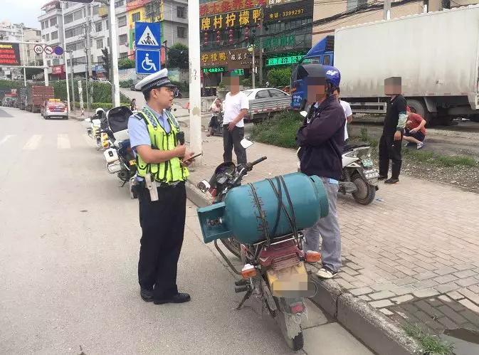 南宁交警严查货车违法,南宁市摩托车闯禁摩区处罚