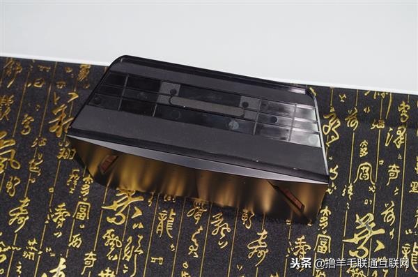 百兆光纤是什么意思啊,什么样的光纤能达到1000兆以上