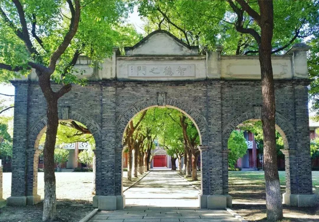 为什么说苏州是两万亿城市,苏州是一座不浪漫的城市