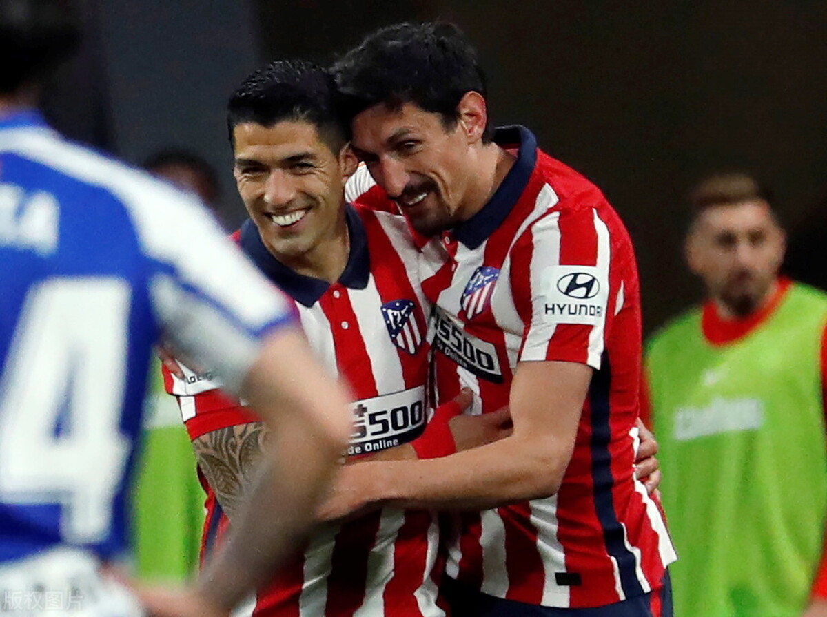 1-0独霸西甲，苏牙主导胜局！冲冠热门逆境觉醒，横扫皇马巴萨