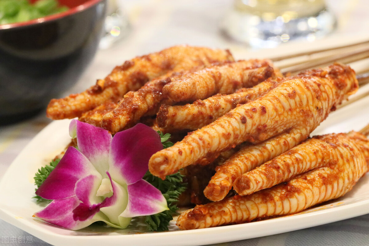 成都小伙火锅店,成都小伙开餐饮50天亏150万