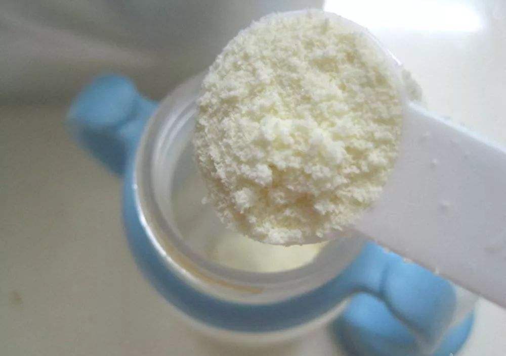 辟谣，进口奶质量更高？19年婴幼儿奶粉“翻车”现场看一下