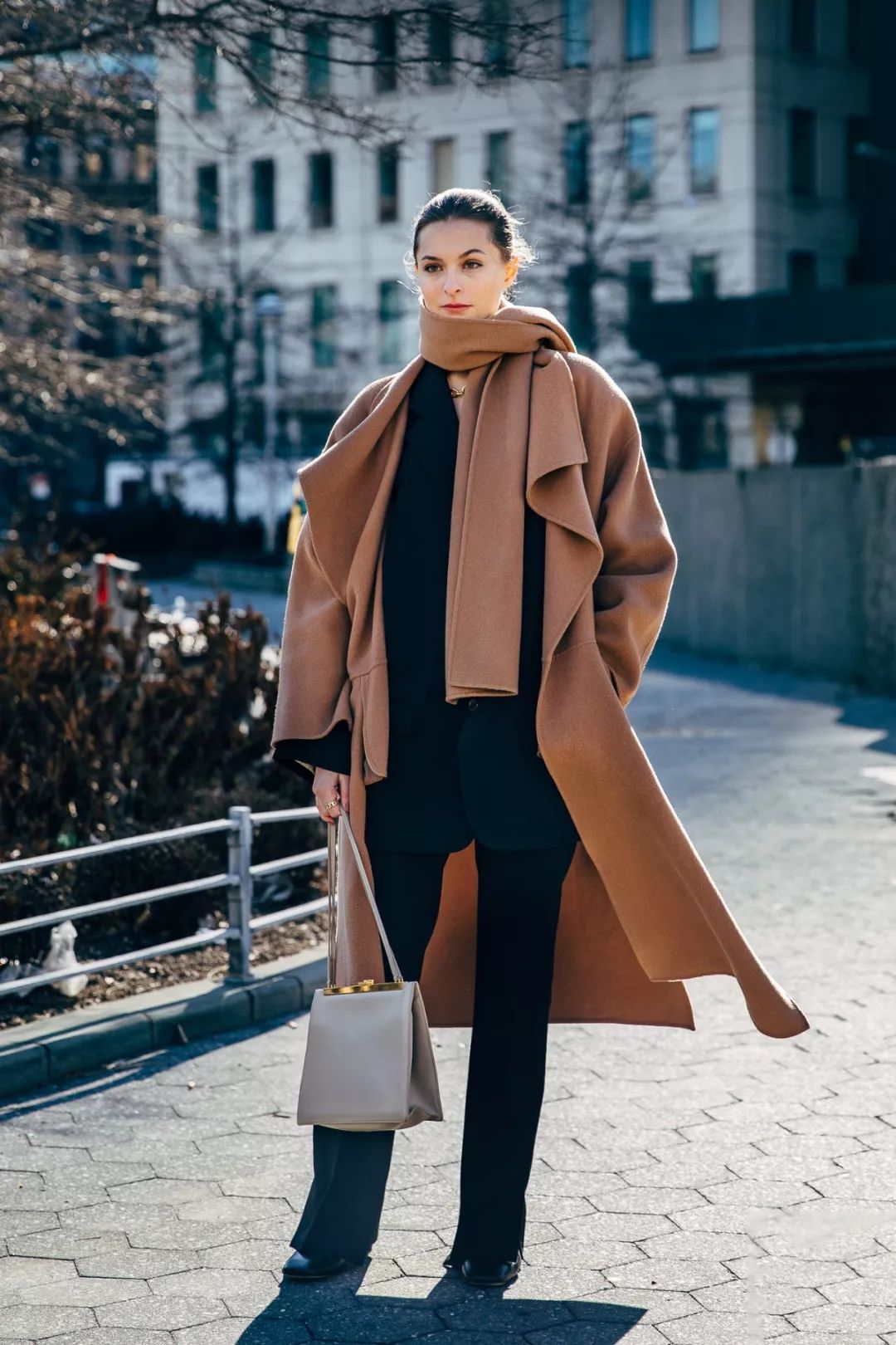 那些几千几万的衣服成本有多少,那些看上去很贵的衣服