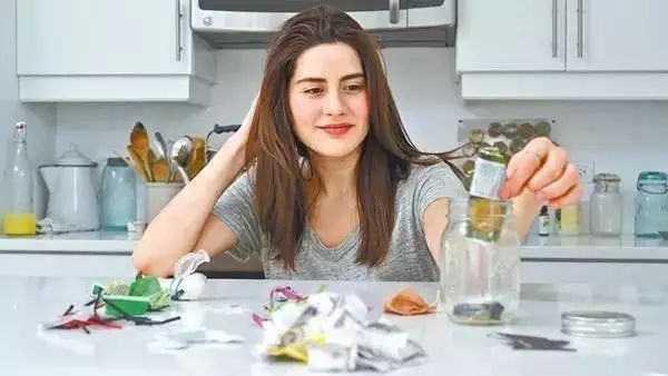 网红宣传化妆品骗局,网红卖的化妆品骗局是真的吗