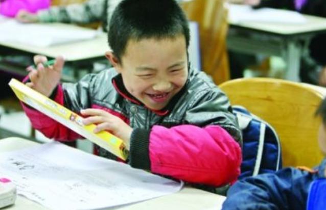 孩子上课学习溜号特别厉害,如何提醒孩子上课要专心不能溜号
