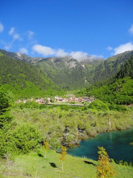 成都九寨沟几月份去好,九寨沟和稻城几月份去