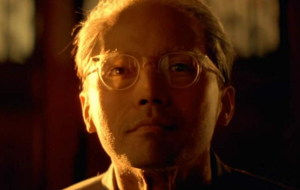 用美貌征服好莱坞的“孤儿”尊龙，晚景凄凉，也被“美国妈”召唤