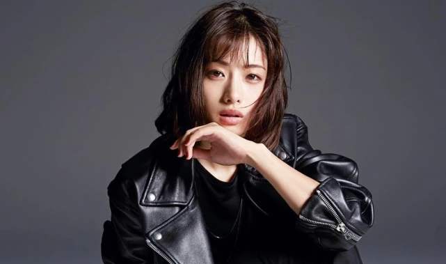 石原里美为什么被称为逆袭榜样,为什么石原里美在国内人气很高