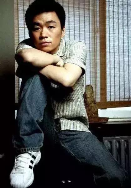 岳云鹏和郭德纲岁数差不多,岳云鹏郭德纲大多少岁