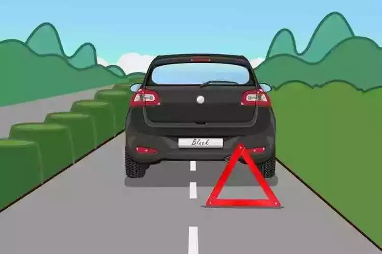 油门突然卡死怎么办,汽车油门卡死的原因